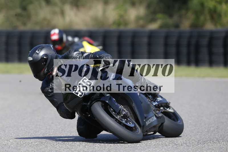 /44 09.08.2025 Plüss Moto Sport ADR/Freies Fahren/536